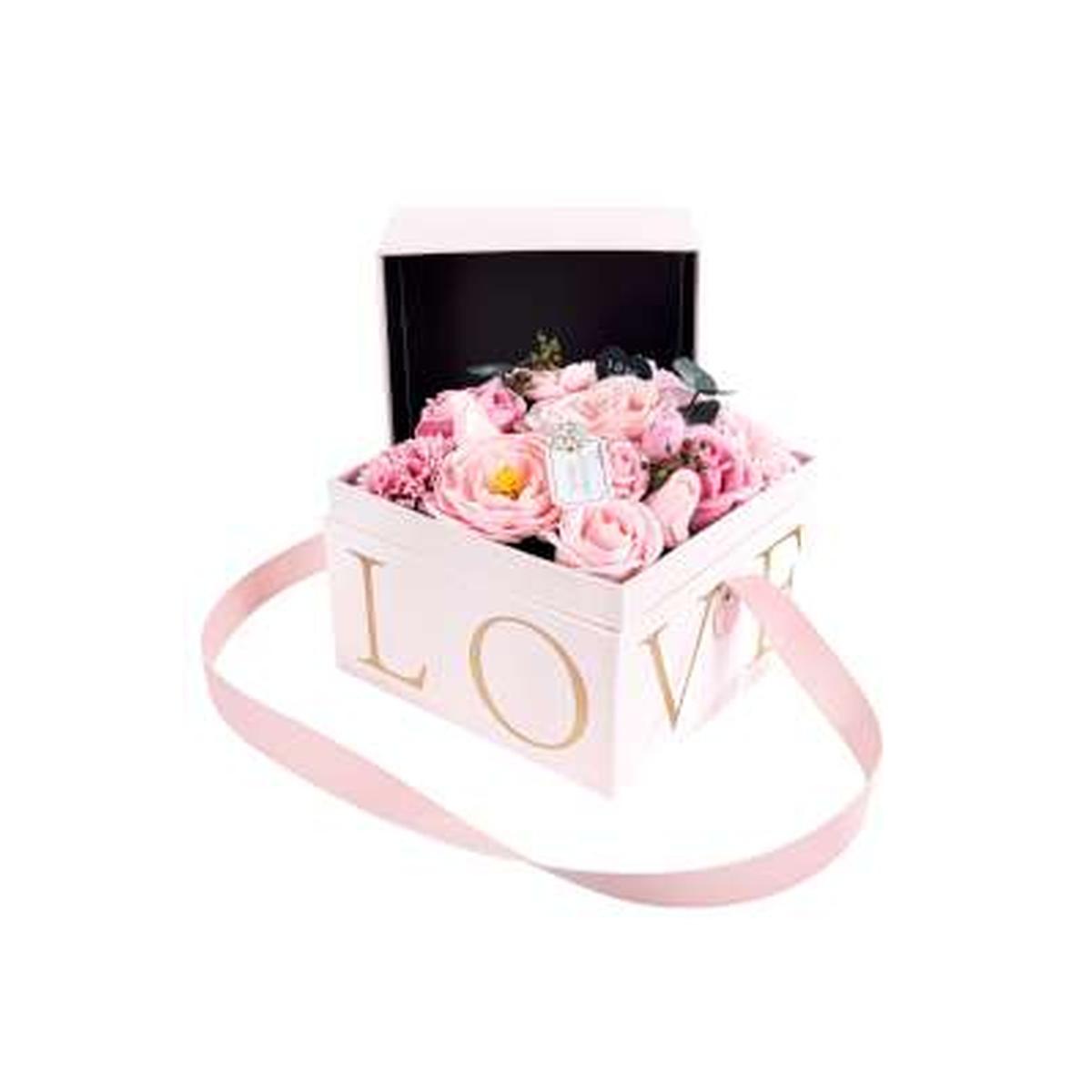 Gift box love con fiori cm.16,5x16,5x16